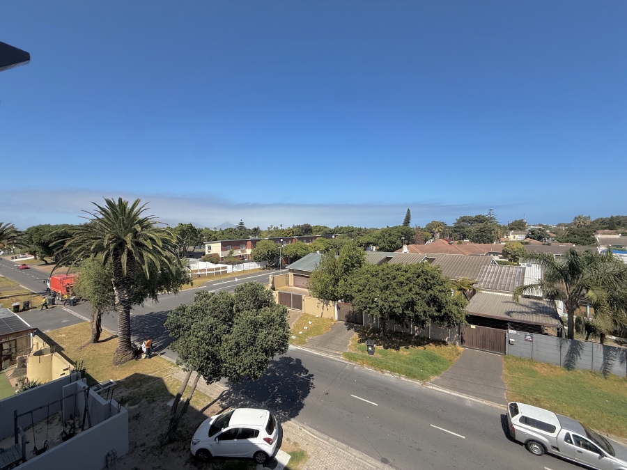 2 Bedroom Property for Sale in Table View Western Cape